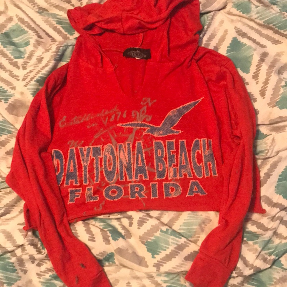 Daytona Beach Hooded Crop